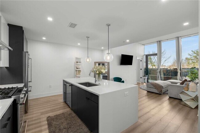 Foto del edificio - 788 West Marietta St NW