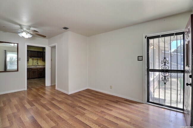 Building Photo - 119 Langford Pl