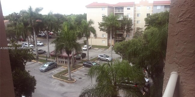 Foto del edificio - 15221 SW 80th St