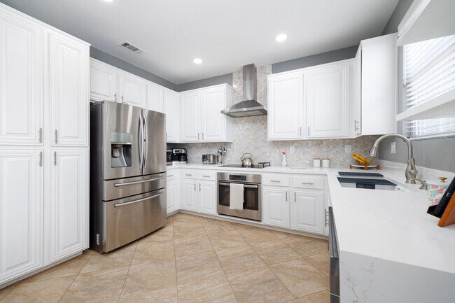Foto del edificio - 2739 Castlehill Rd