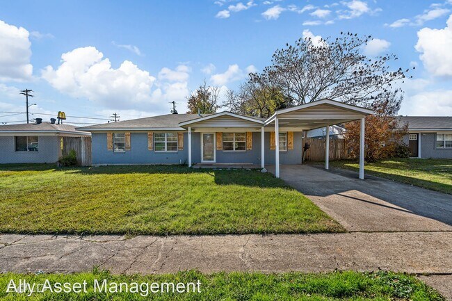 Building Photo - 3 br, 2 bath House - 4006 Ella