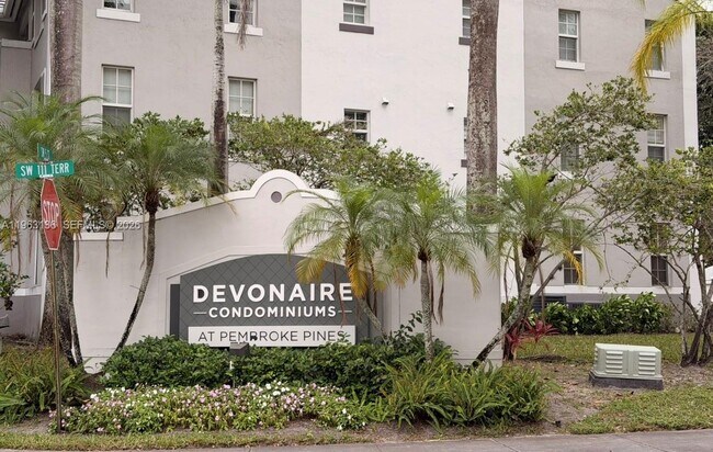 Foto del edificio - 777 SW 111th Way