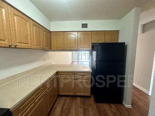 Building Photo - 4213 S Semoran Blvd