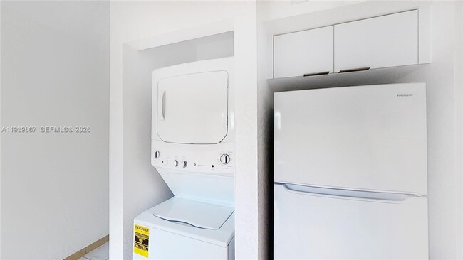 Foto del edificio - 199 SW 12th Ave