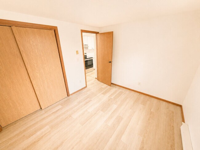 Foto del edificio - 148 McCarty Ave