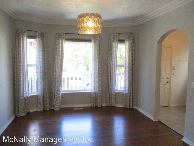 Building Photo - 3 br, 2 bath House - 629 N. Prospect Street