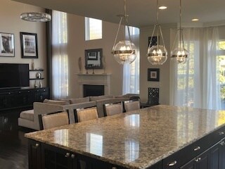 Foto del edificio - 16W764 Hawthorne Ct