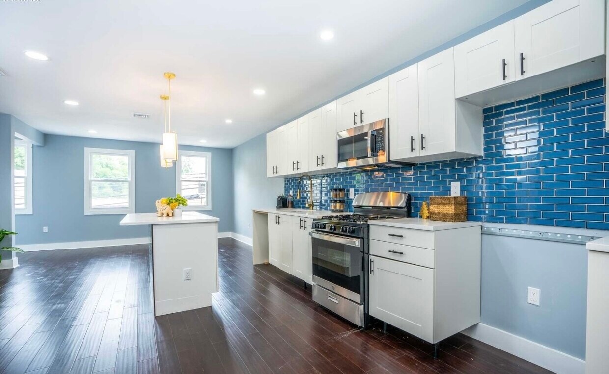 Kitchen - 110 S Jefferson St