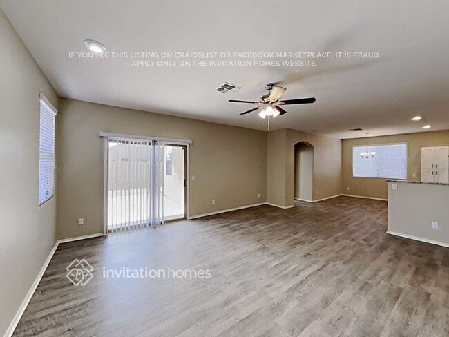 Building Photo - 12511 W Campina Dr