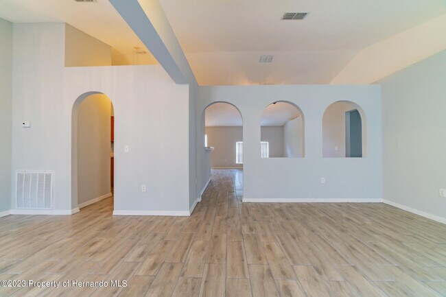 Foto del edificio - 5396 Berrien Ave