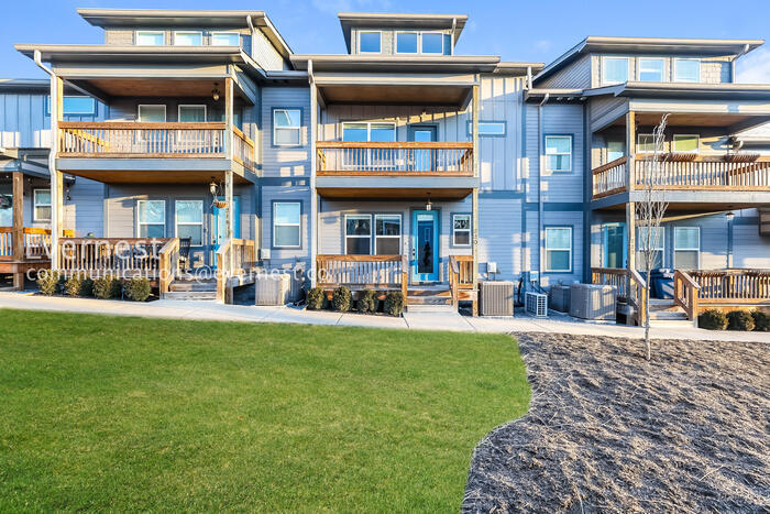 Limited Time Special Offer / 3 Bed/2.5 Bath Townhome with Garage / Pet-Friendly / Vouchers Accept... - Limited Time Special Offer / 3 Bed/2.5 Bath Townhome with Garage / Pet-Friendly / Vouchers Accept...