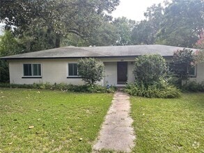 Building Photo - 1523 NW 11th Rd