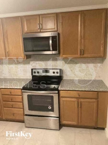 Foto del edificio - 184 Fremont Loop