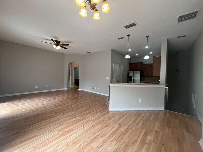 Building Photo - Stunning two-bedroom, two-bathroom townhou...