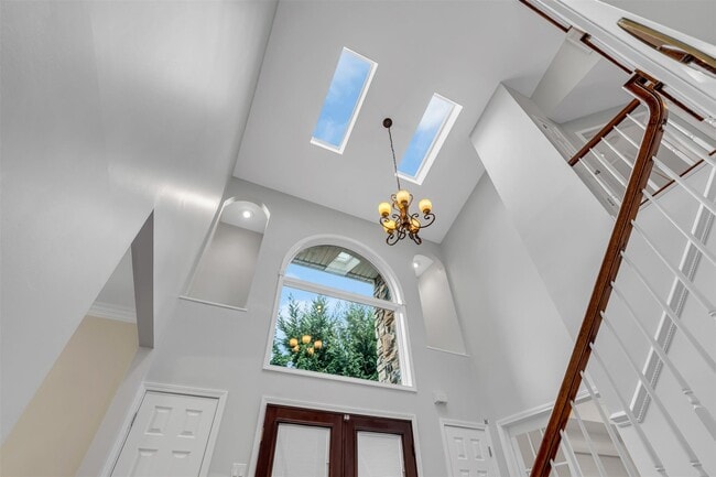 Building Photo - 6 Buchanan Ln
