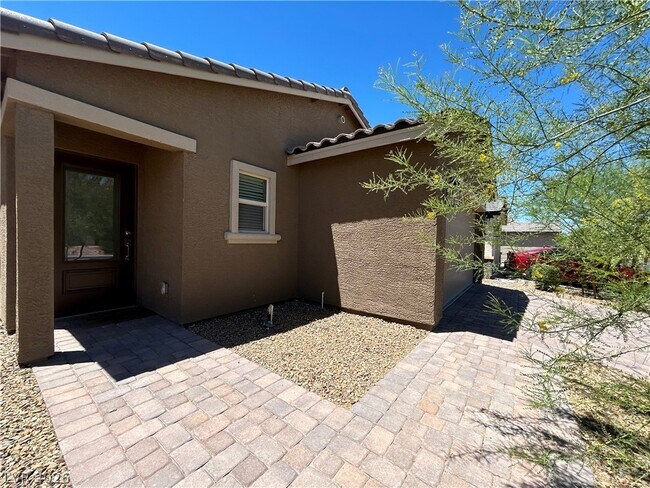 Building Photo - 6797 Warthog Ave