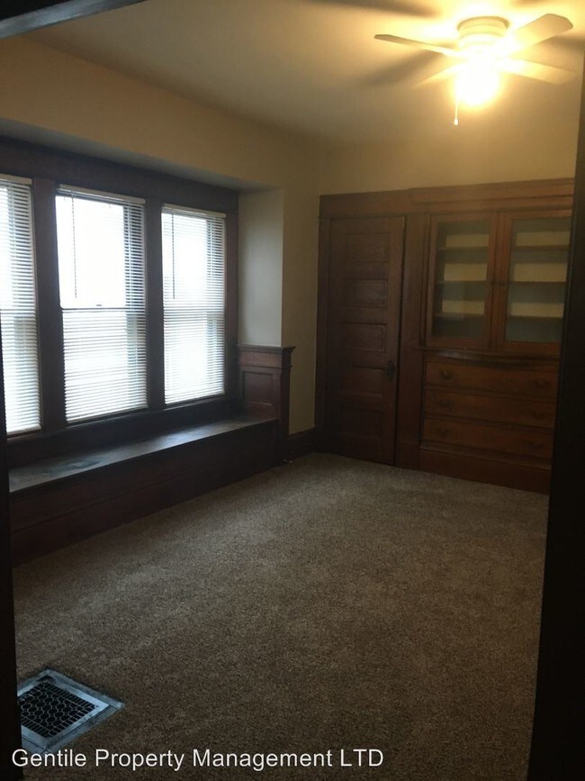 Building Photo - 5 br, 2 bath House - 6042 Hillman Ave