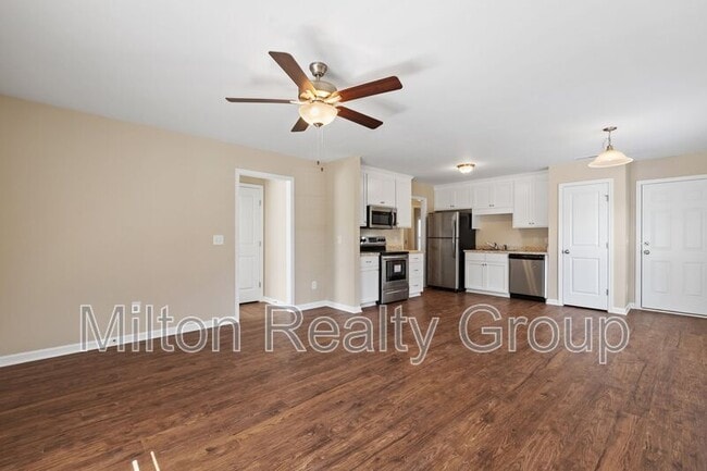 Foto del edificio - 597 Pendergraft Rd