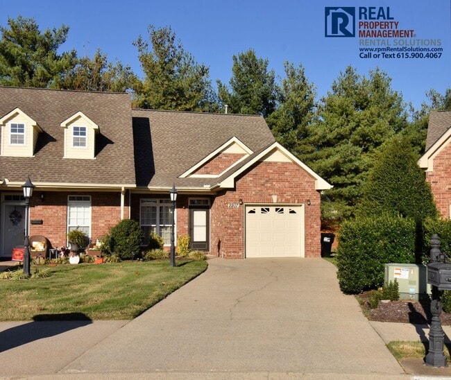 Foto del edificio - Charming 3 bd 2.5 ba townhouse! Washer/dry...