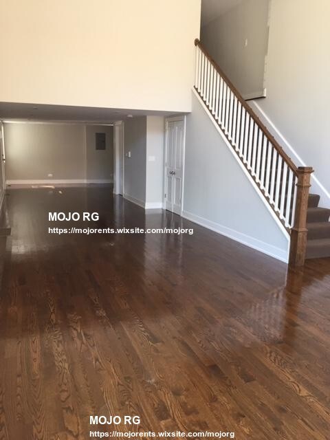 Primary Photo - 2600 N Racine Ave
