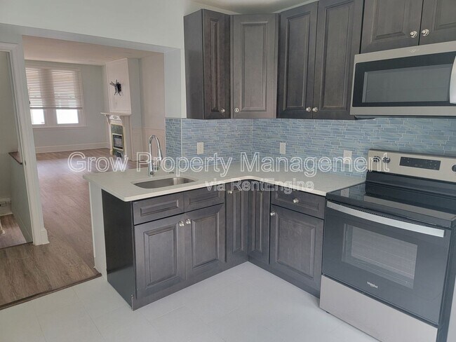 Foto del edificio - 3632 Earp St