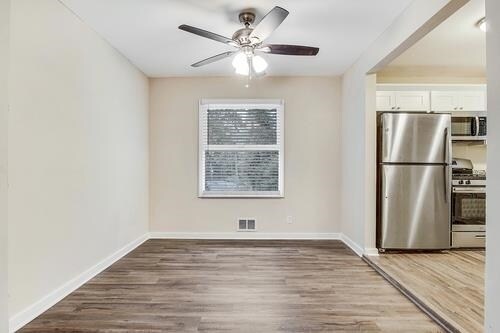 Foto del edificio - 1389 Sandy Ln