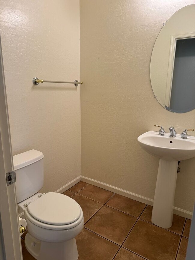 Foto del edificio - 4 BEDROOMS HOME IN SOSSAMAN ESTATES