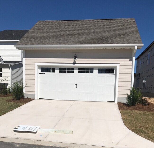 Photo - RIVER LIGHTS House