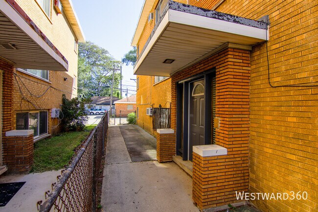 Building Photo - 8745 S Cottage Grove Ave