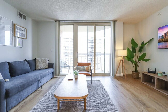 Foto del edificio - 901 N Pollard St