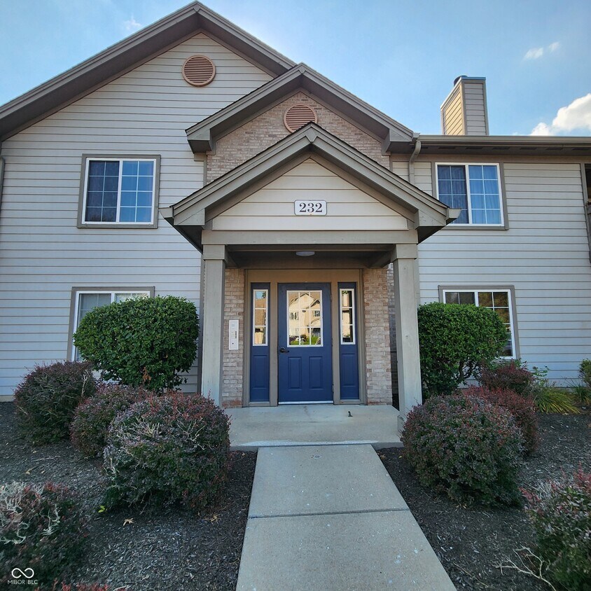 Foto principal - 232 Legends Creek Pl