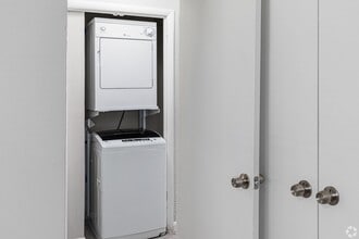 Interior Photo - Regency Court Apartments