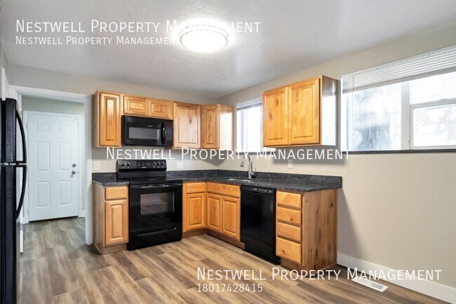 Foto del edificio - FREE 1ST MONTH'S RENT - Newly Remodeled 2-...