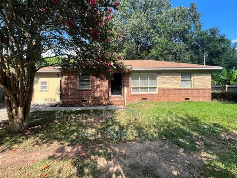 Primary Photo - 2440 Diane Ave