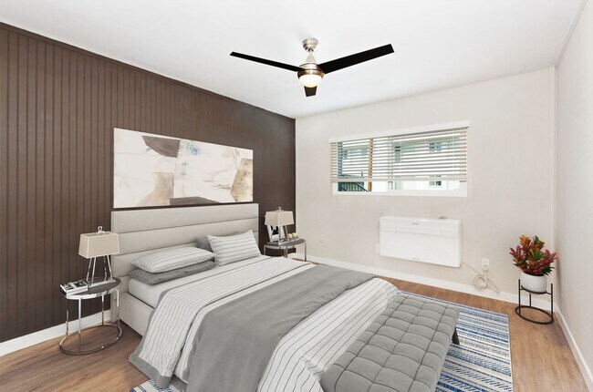 Foto del edificio - Awesome Updated 1 Bedroom apartment @ The Steelio with parking, pool and AC! EV Chargers!