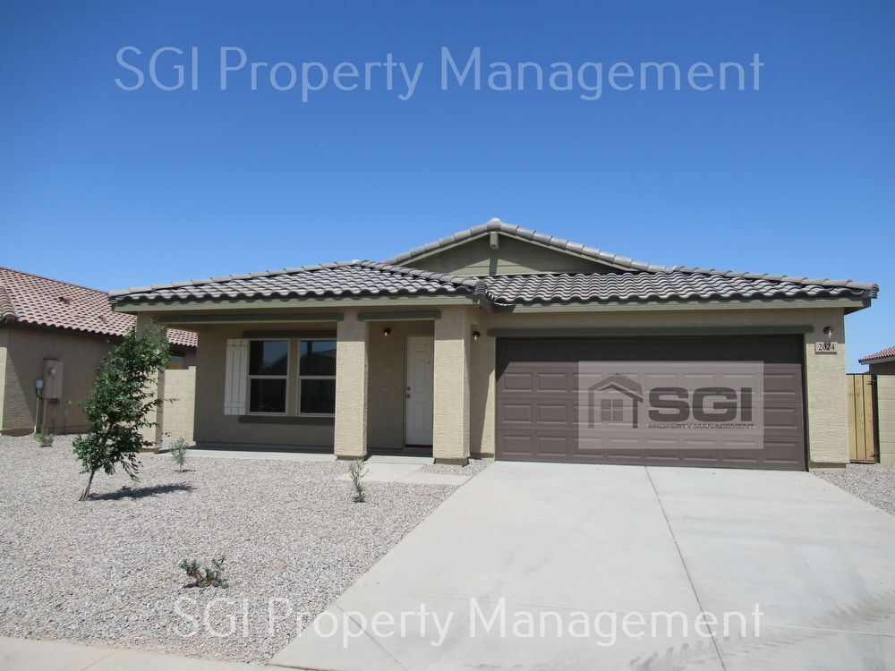 Primary Photo - BEAUTIFUL 4 BEDROOM CASA GRANDE HOME!!