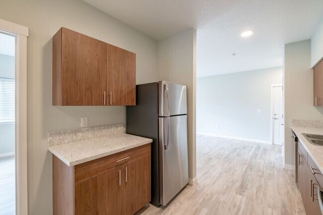 Foto del edificio - 13001 S Crompton Lane