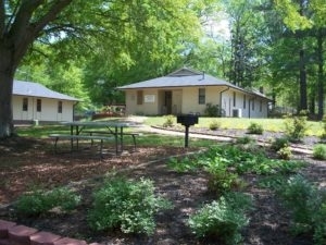 Primary Photo - Matthews Court