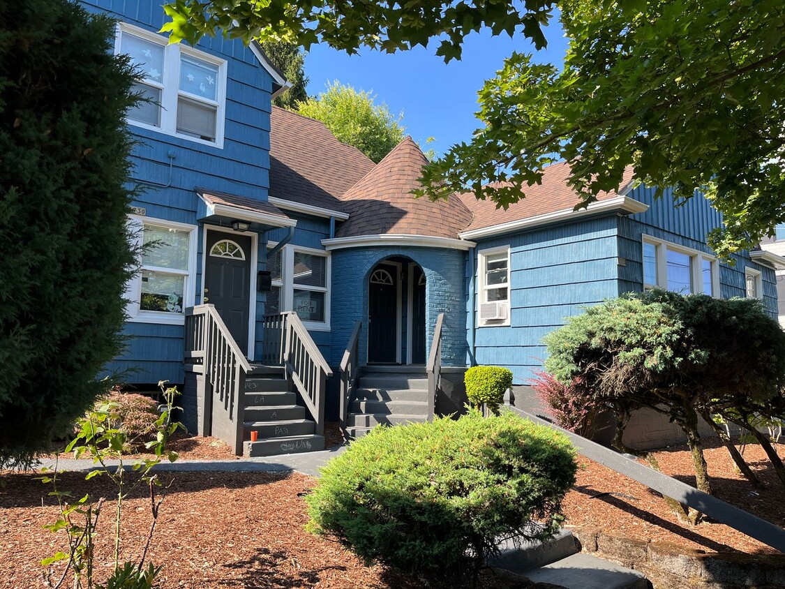 Charming 1-Bedroom Apartment in the Heart ... - FIRST MONTH FREE WITH MOVE-IN BEFORE JULY ...
