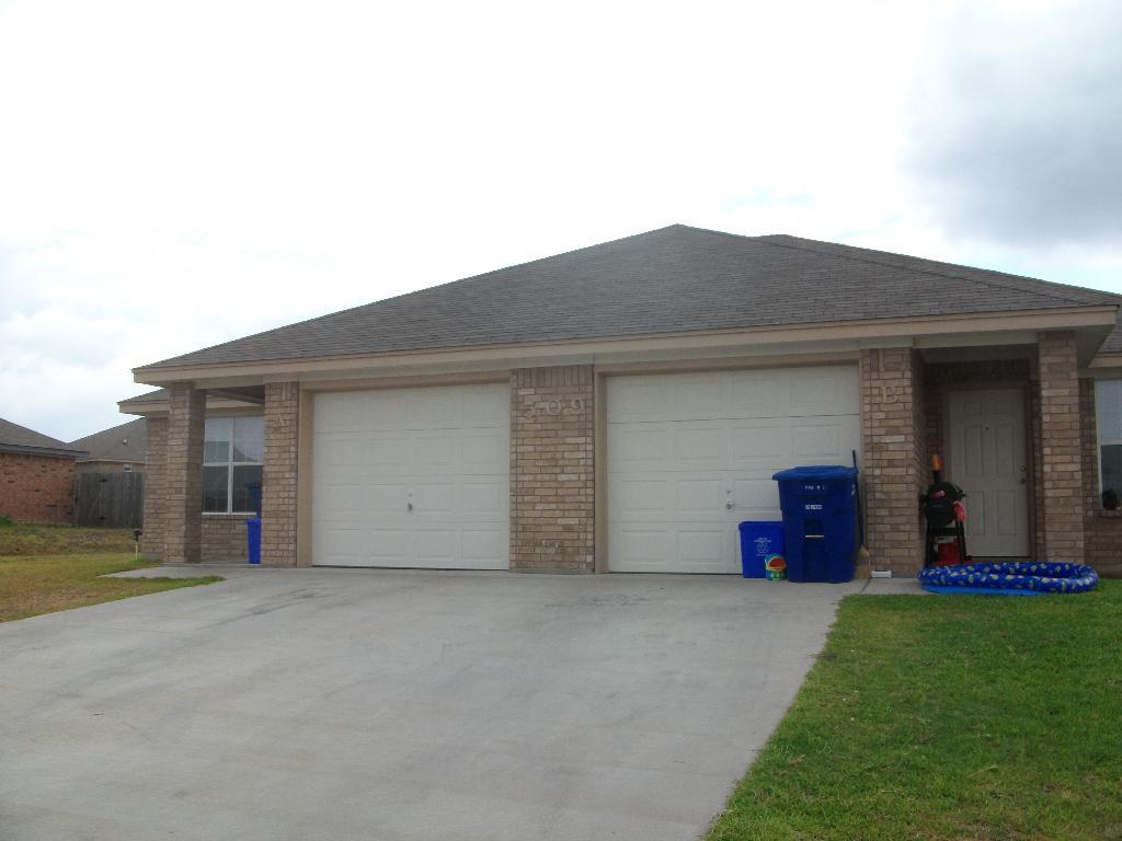 Foto principal - 509 Primrose Dr
