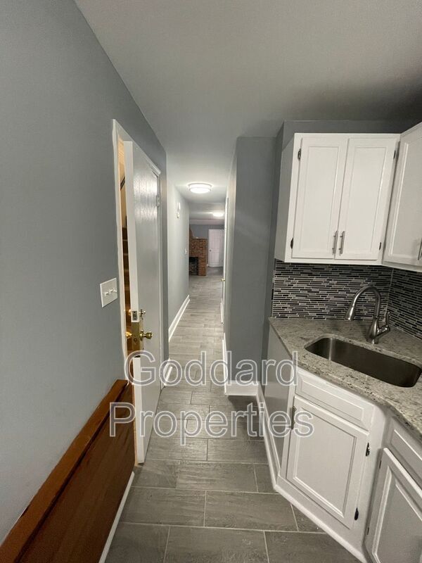 Building Photo - 1434 Light St