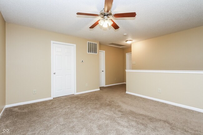 Foto del edificio - 2002 Bridlewood Dr