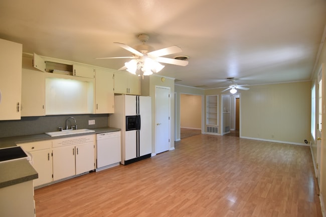 Building Photo - 1914 S 19th St