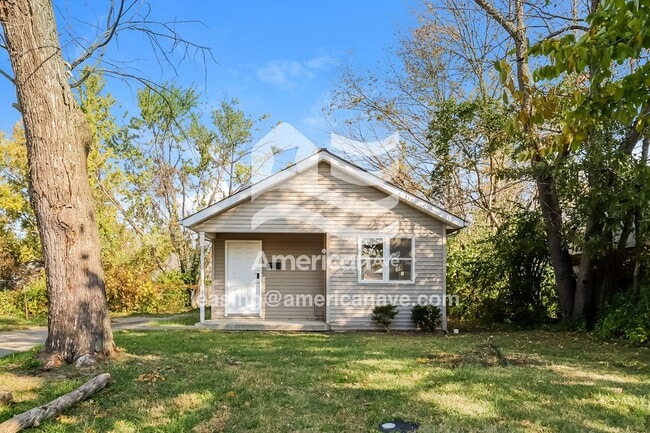 Building Photo - 1924 Catalpa Ave