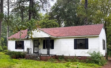 Building Photo - 358 Lea Cir
