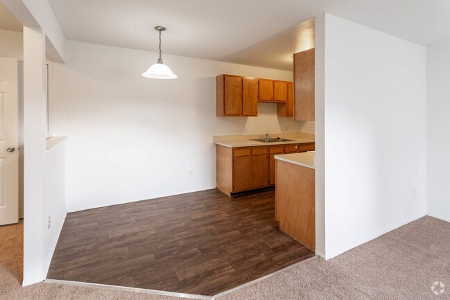 bentley square apartments garden city mi apartments com