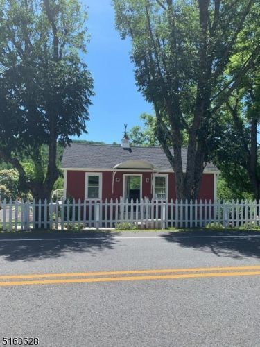 Primary Photo - 350 Harmony Brass Castle Rd