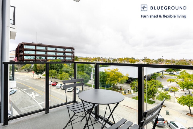 Building Photo - 511 S Harbor Blvd