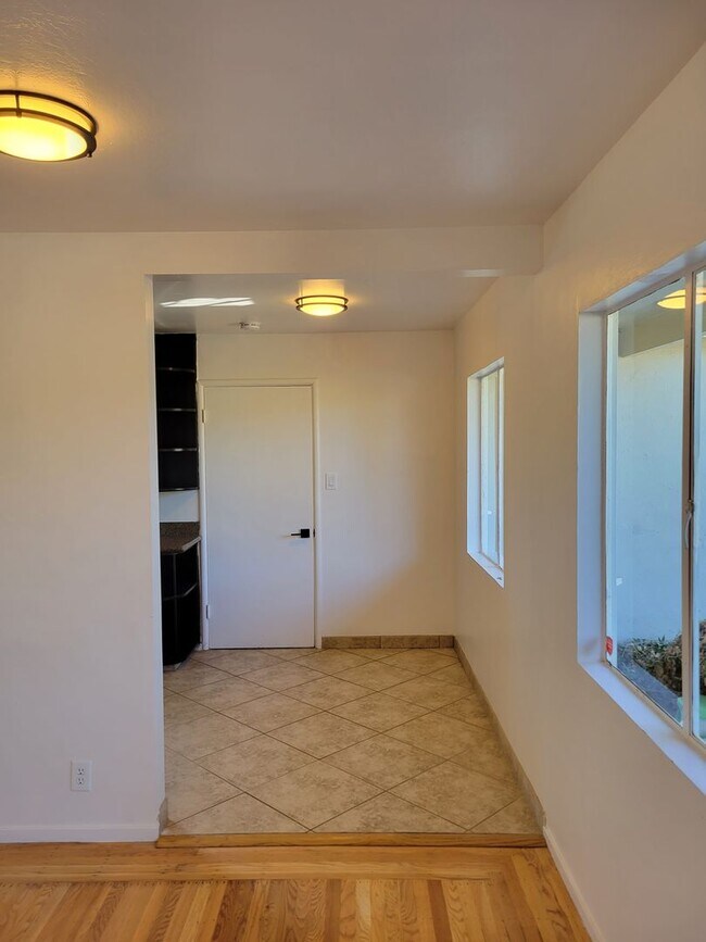 Foto del edificio - AVAILABLE NOW! 3 BEDROOM/2 BATH IN FAIRFIELD