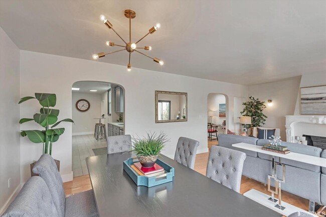 Building Photo - 4412 Cabrillo St